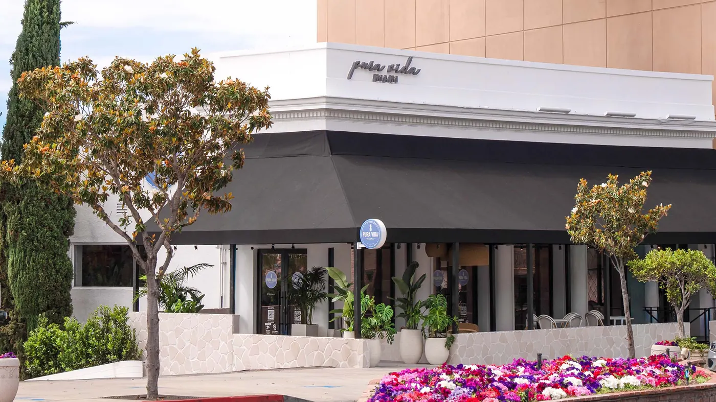 Pura Vida West Hollywood facade