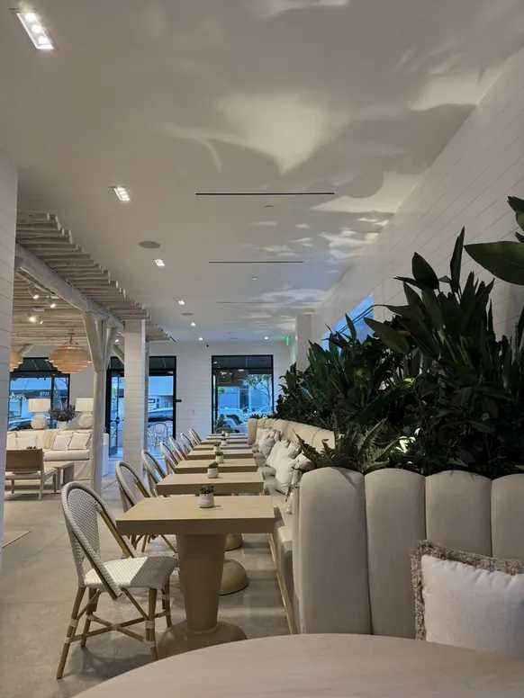 Pura Vida West Hollywood dining space