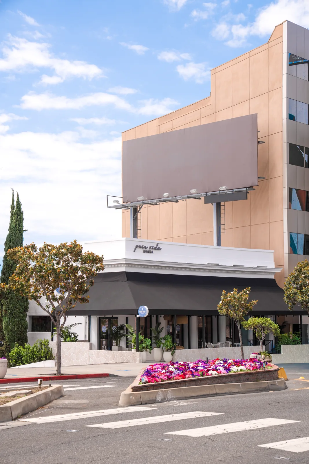 Pura Vida West Hollywood finished space