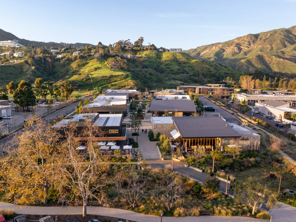 Cross Creek Ranch Malibu, photograph 1 of 18