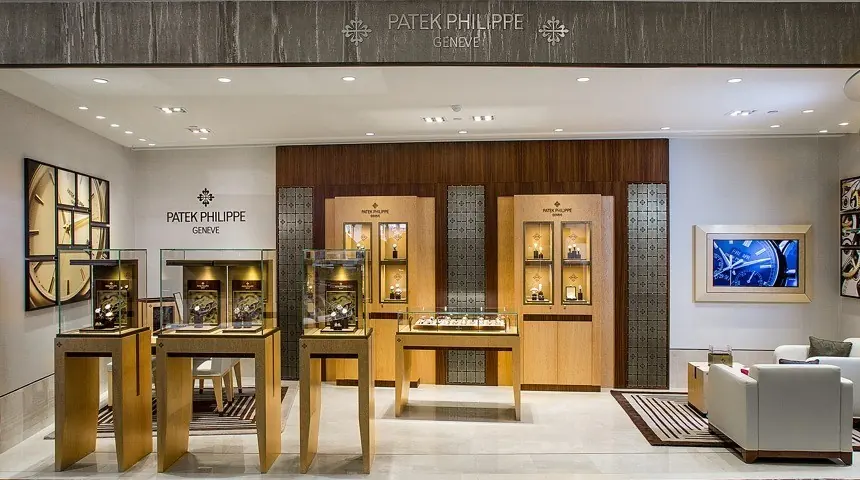 Traditional Jewelers Newport Beach, photograph 4 of 6